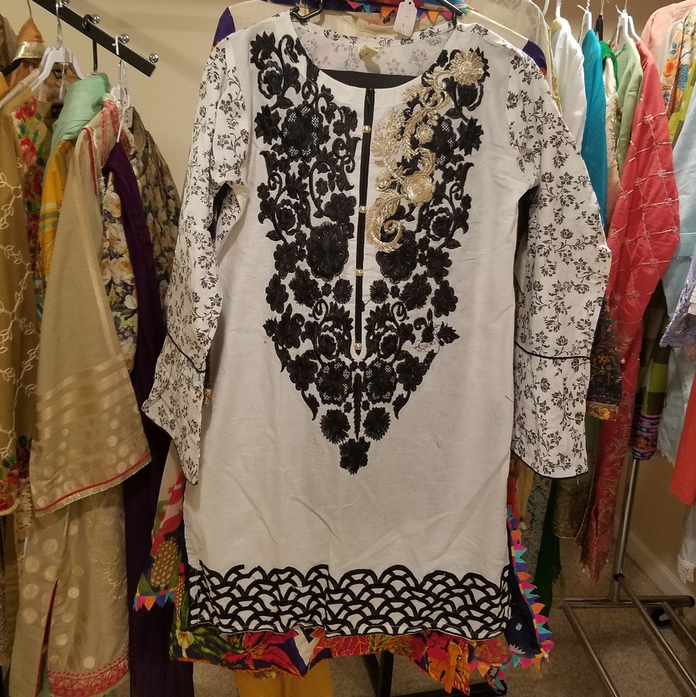 Pakistani lawn suit